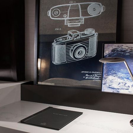 Отель Hilton Boston Back Bay Экстерьер фото