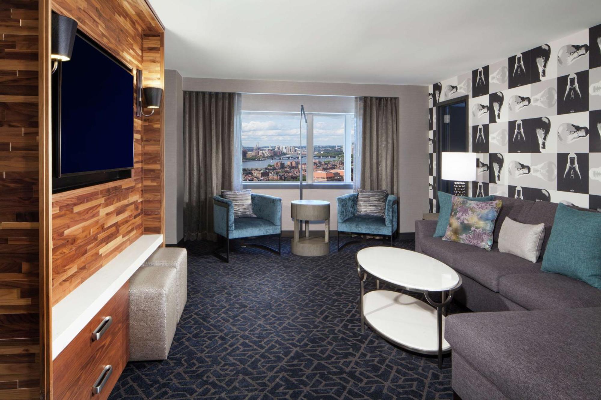 Отель Hilton Boston Back Bay Экстерьер фото