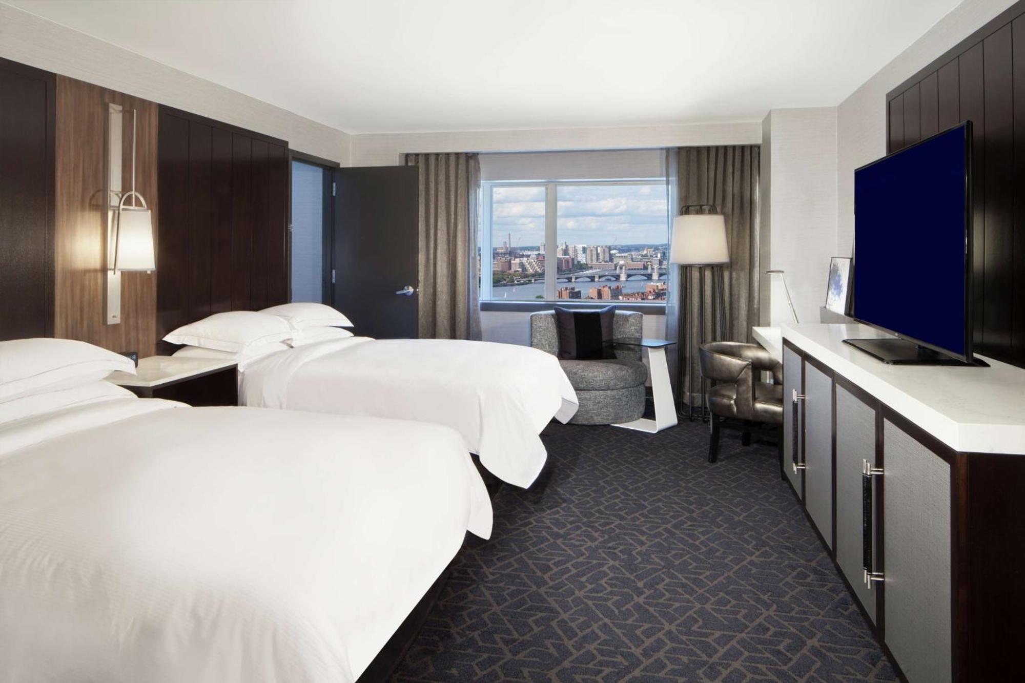 Отель Hilton Boston Back Bay Экстерьер фото